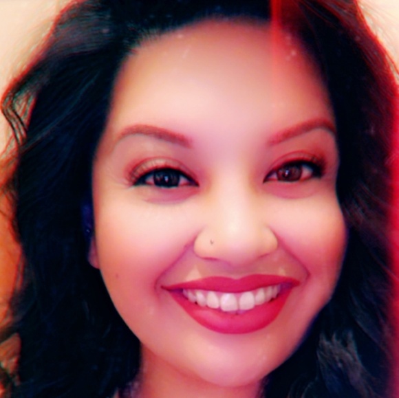 Meet your Posher, Hersheylynne - Picture 1 of 1